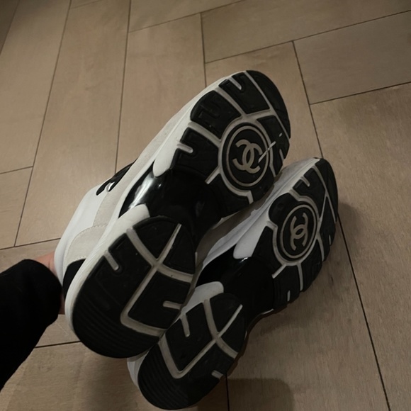 Chanel 37 sneakers - Picture 3 of 8
